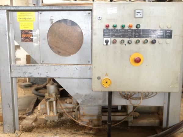 damaged briquetting press (65 kg/h)