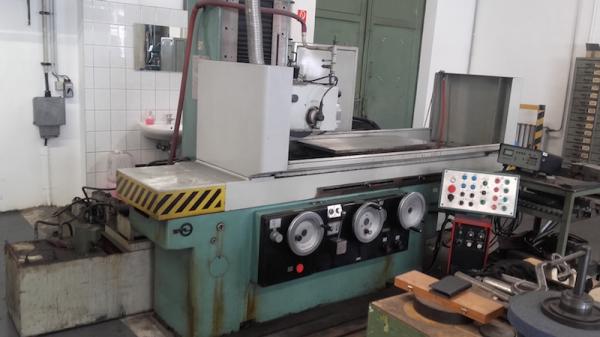 Surface grinding machine (1.000 x 400 mm)
