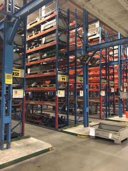 Heavy load / pallet racking system