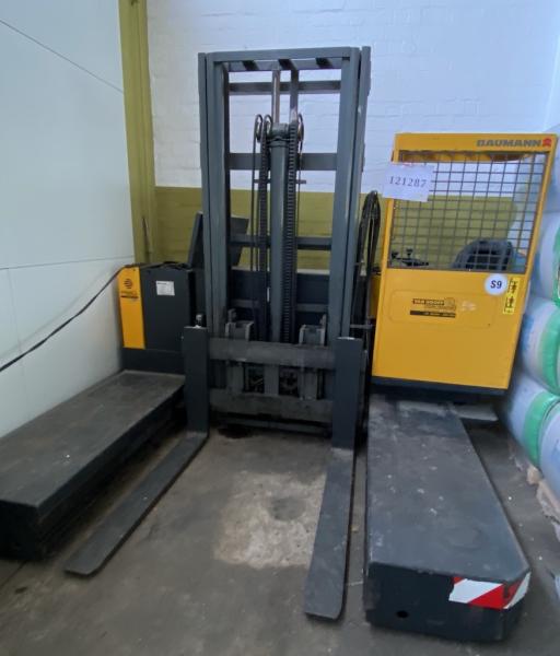Electric Fourway Sideloader / Forklift (5 tons)